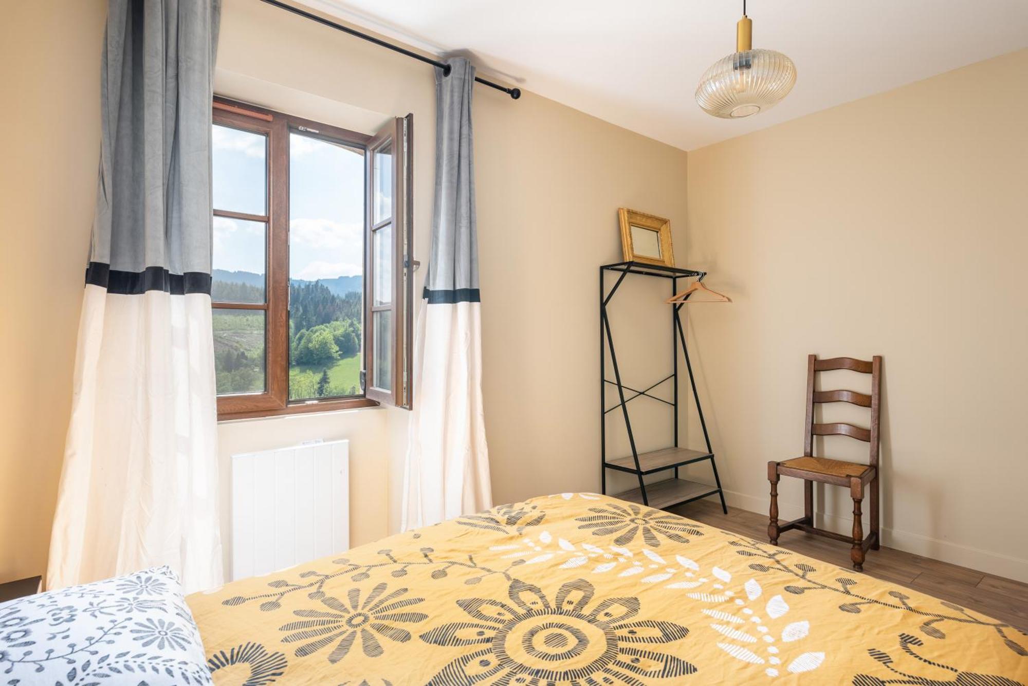 Appartement Pepoule - Avec Vue Sur Les Monts Du Beaujolais *